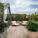 Sublime Hotel